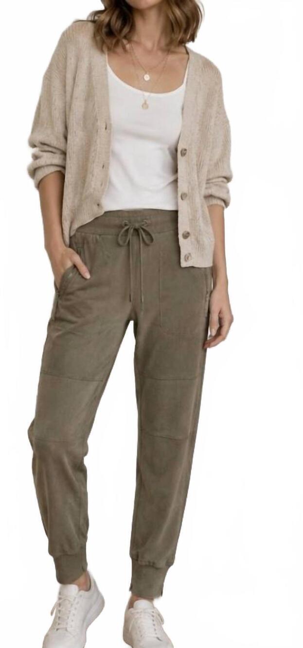 NEW RAFFAELLO ROSSI pre-loved women's candace vegan suede jogger pant in olive